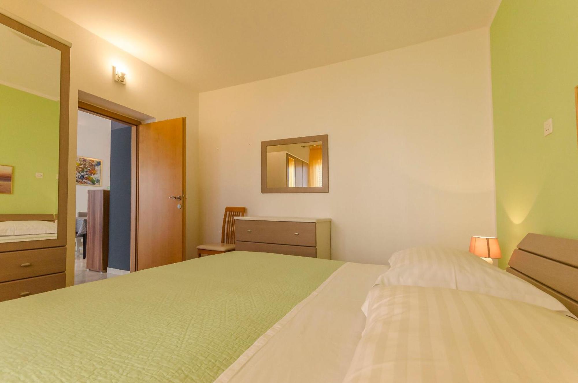 וודיצה Apartments Grgo מראה חיצוני תמונה