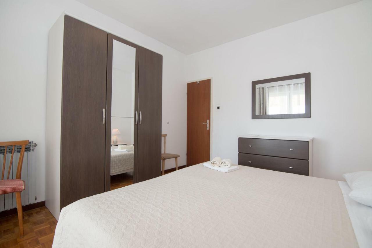 וודיצה Apartments Grgo מראה חיצוני תמונה